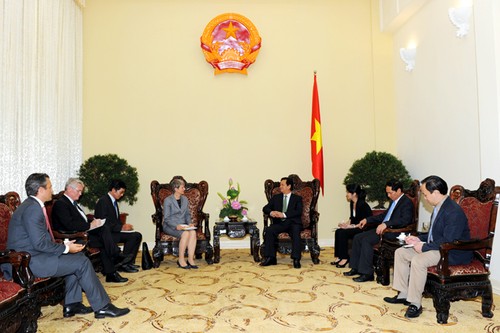 Thủ tướng Nguyễn Tấn Dũng tiếp Đại sứ Đức Jutta Frasch  - ảnh 1